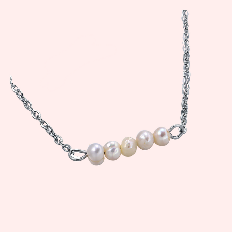 Delicate Pearl Set