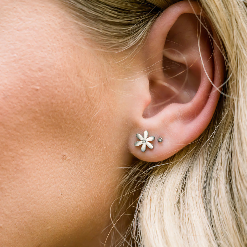 Daisy Stud Hypoallergenic Earrings